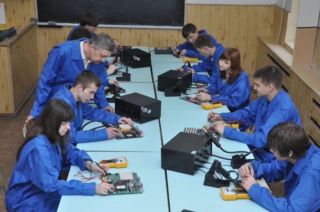 Монтажник РЭА и приборов